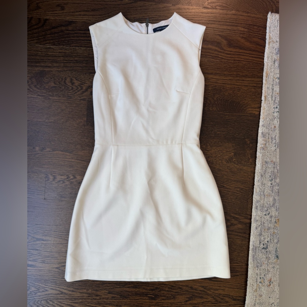 French Connection Cream Sheath Mini Dress Sleeveless Crew Neck